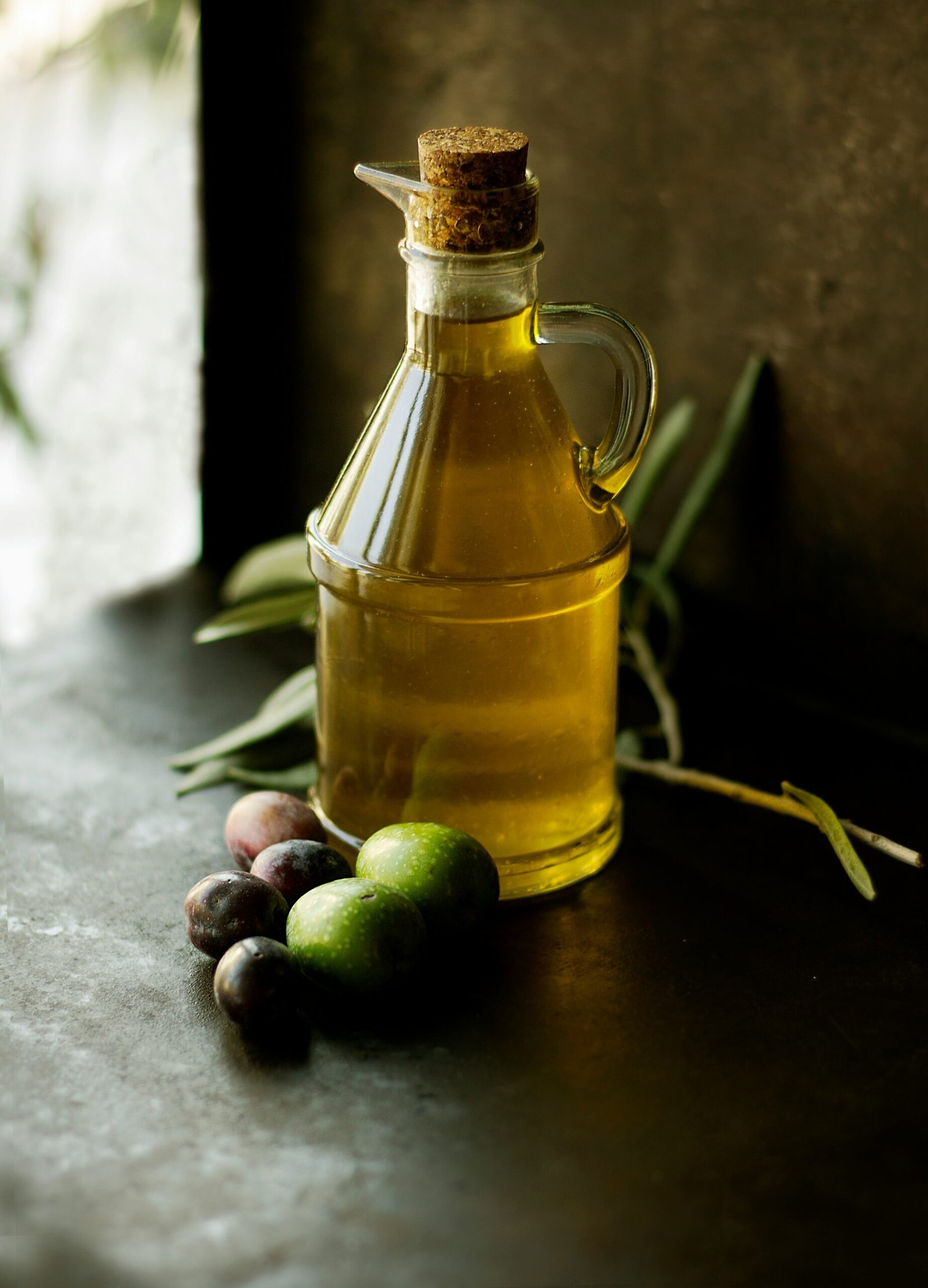 The Potential Health Benefits of Extra Virgin Olive Oil